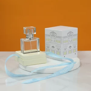 Cutie de parfum pentru sticla de parfum